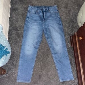stretch ae mom jeans